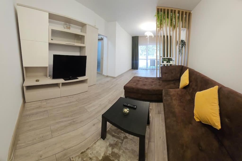 Ewa Green Towers بيتستِ المظهر الخارجي الصورة